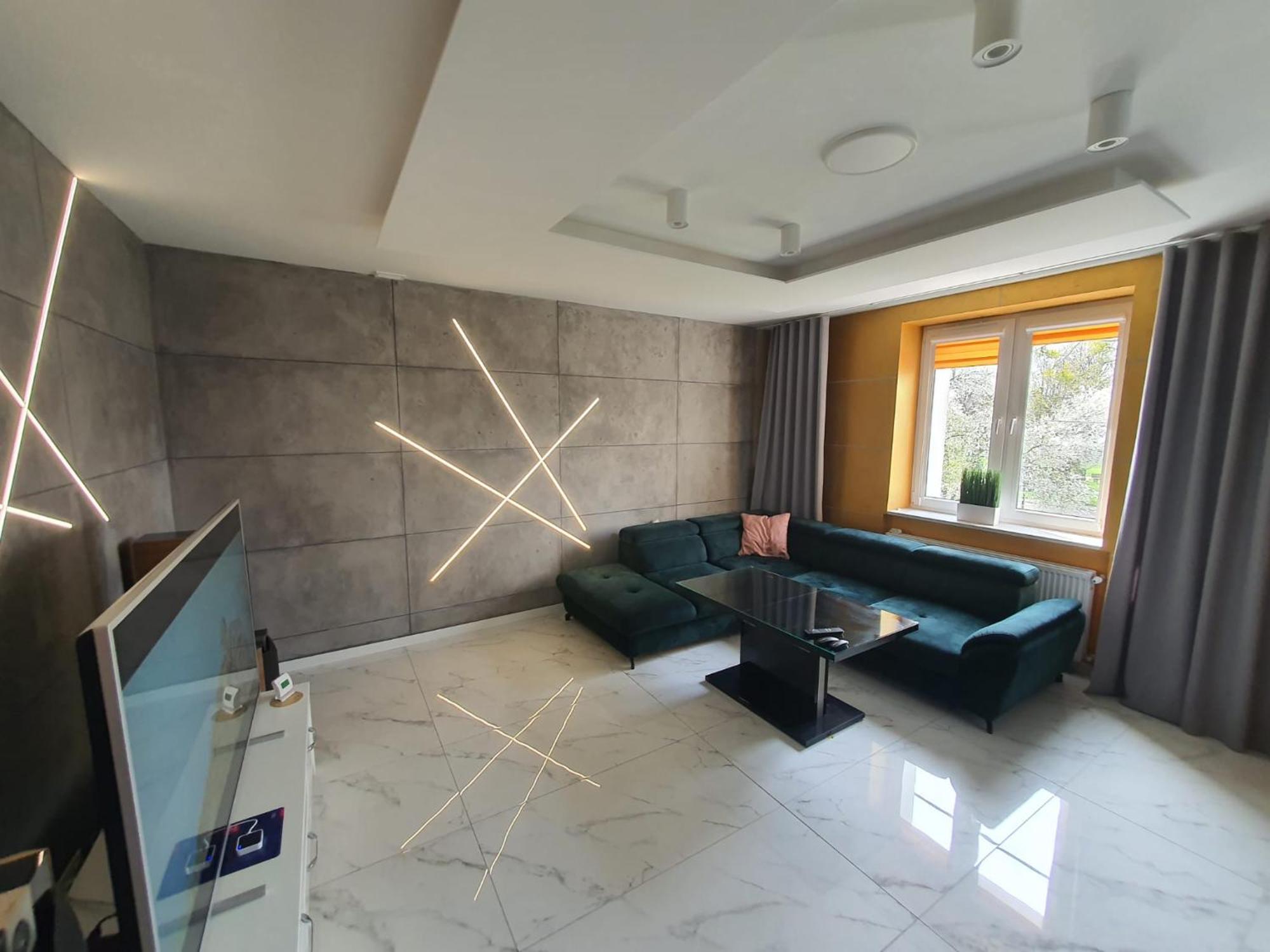 Apartament Dubaj กลีวิตเซ ภายนอก รูปภาพ